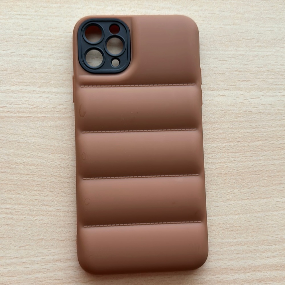 brown bubble iphone case